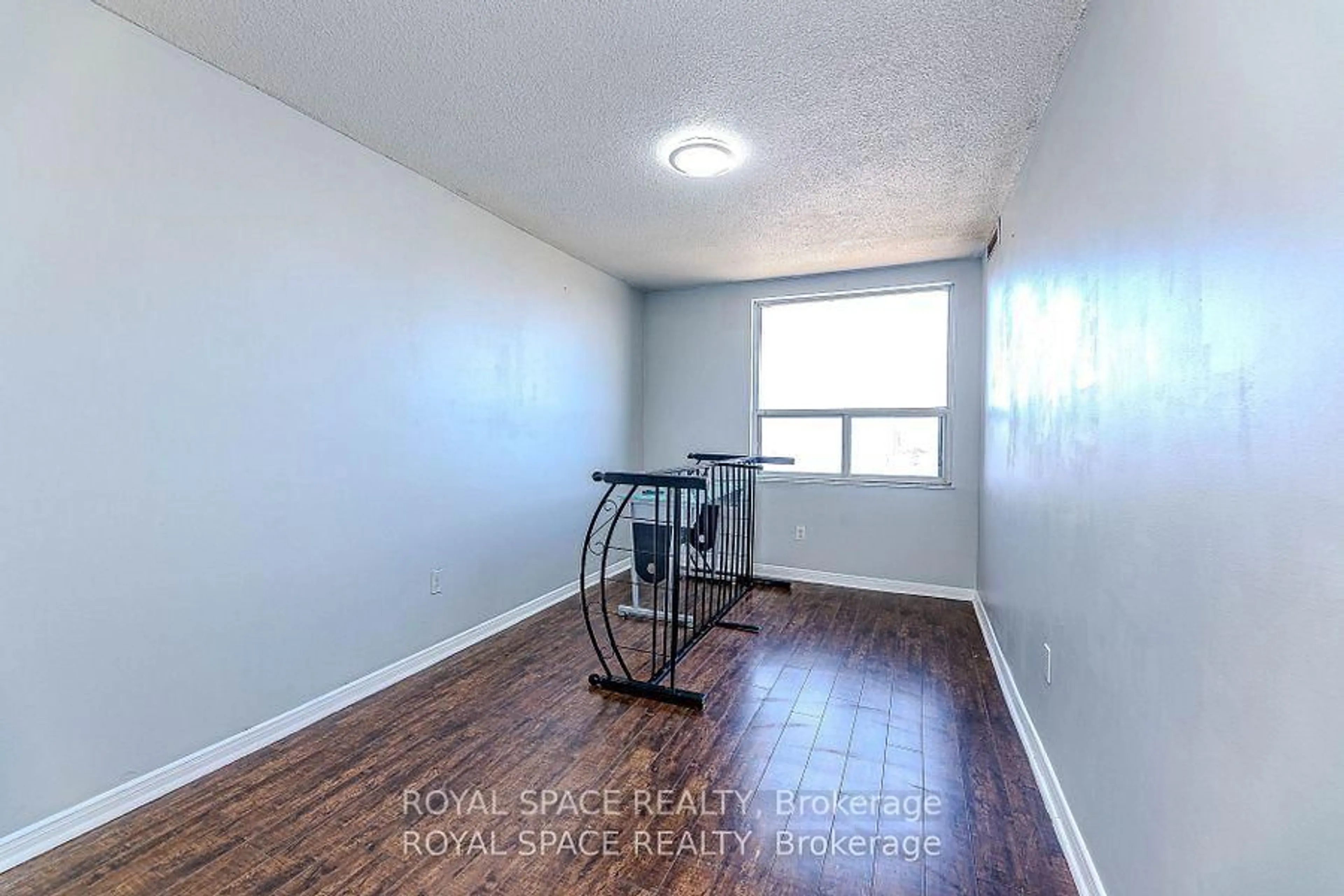 A pic of a room for 45 Silverstone Dr #1009, Toronto Ontario M9V 4B1