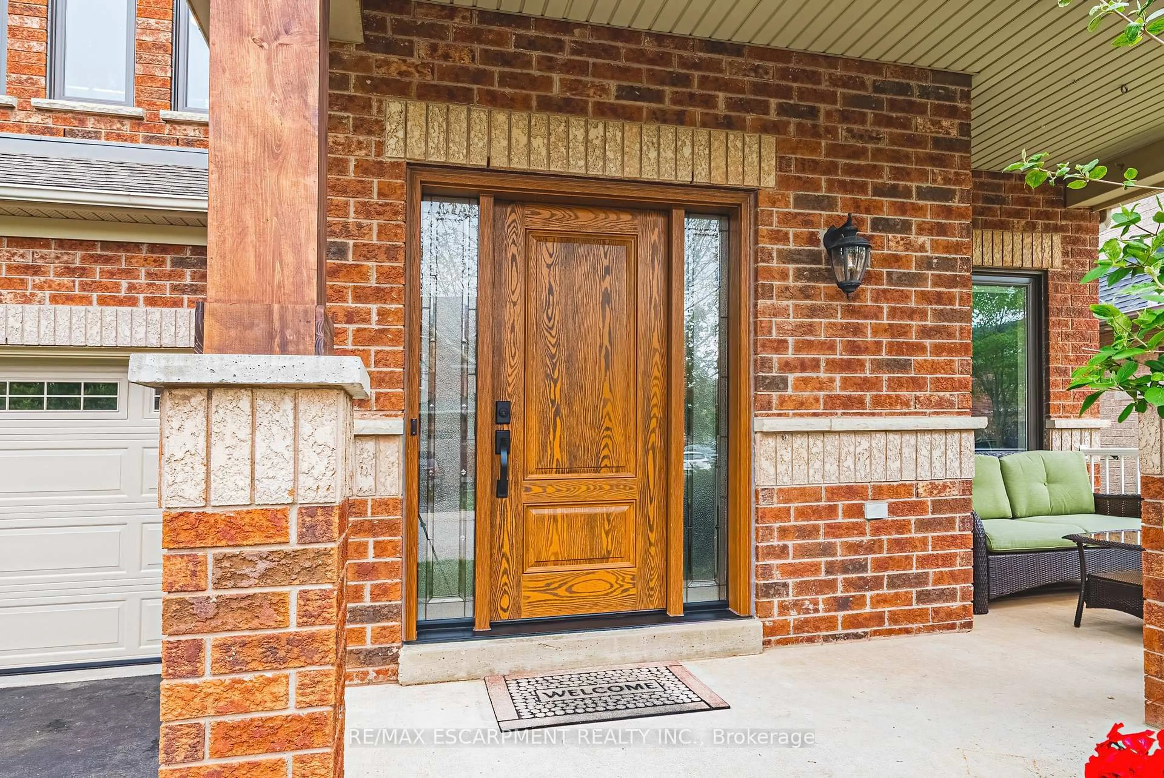 Home with brick exterior material, street for 2170 Coldwater St, Burlington Ontario L7L 7K5