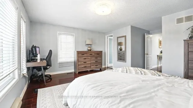 Additional property image - 599 Ashprior Ave