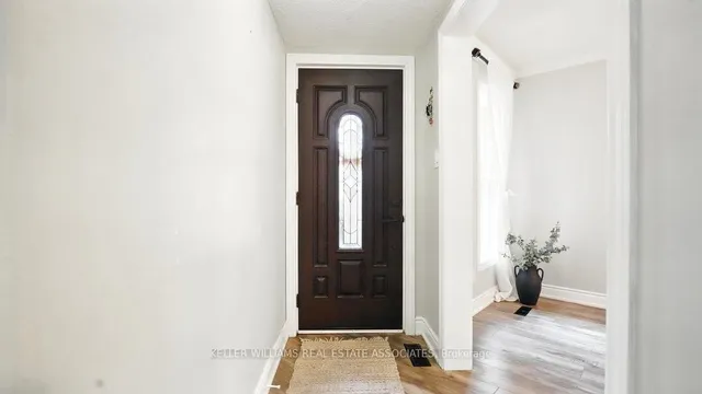 Additional property image - 599 Ashprior Ave