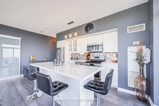 Additional property image - 105 The Queensway N/A Unit 2710