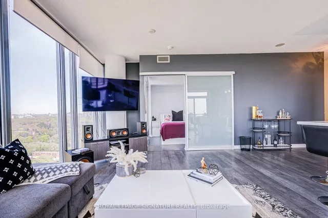 Additional property image - 105 The Queensway N/A Unit 2710