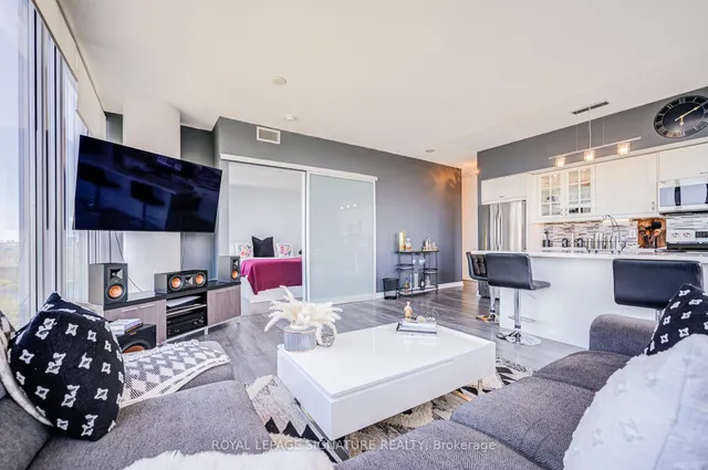 Additional property image - 105 The Queensway N/A Unit 2710