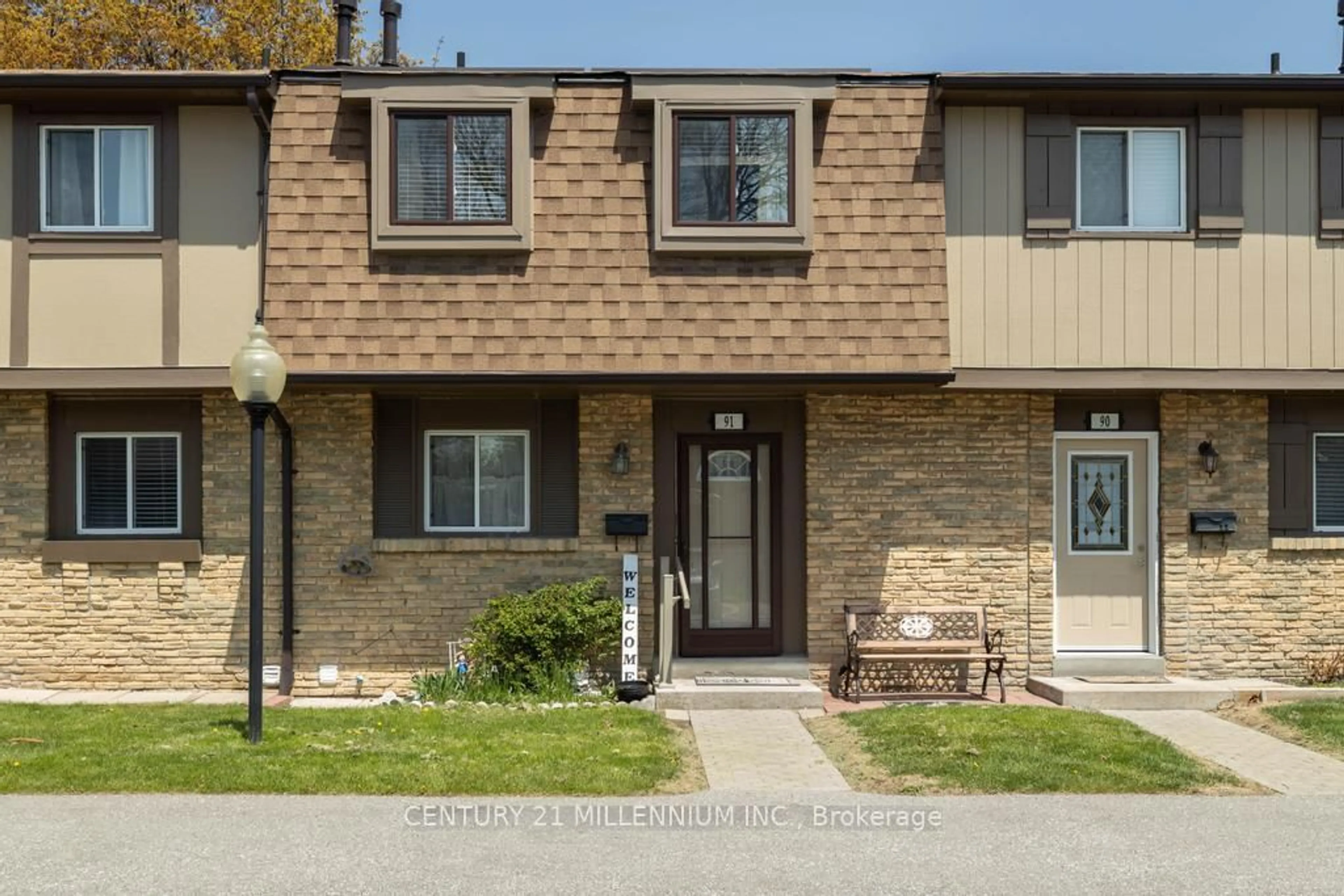 Home with brick exterior material, street for 81 Hansen Rd #91, Brampton Ontario L6V 3C7