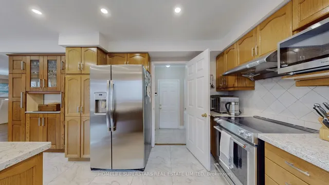 Additional property image - 30 HOPECREST Pl
