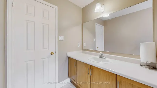 Additional property image - 30 HOPECREST Pl