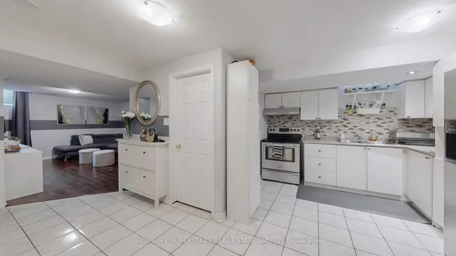 Additional property image - 30 HOPECREST Pl