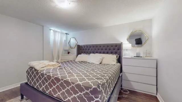 Additional property image - 30 HOPECREST Pl