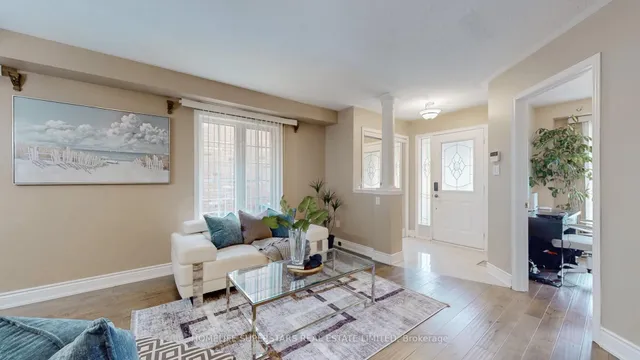 Additional property image - 30 HOPECREST Pl