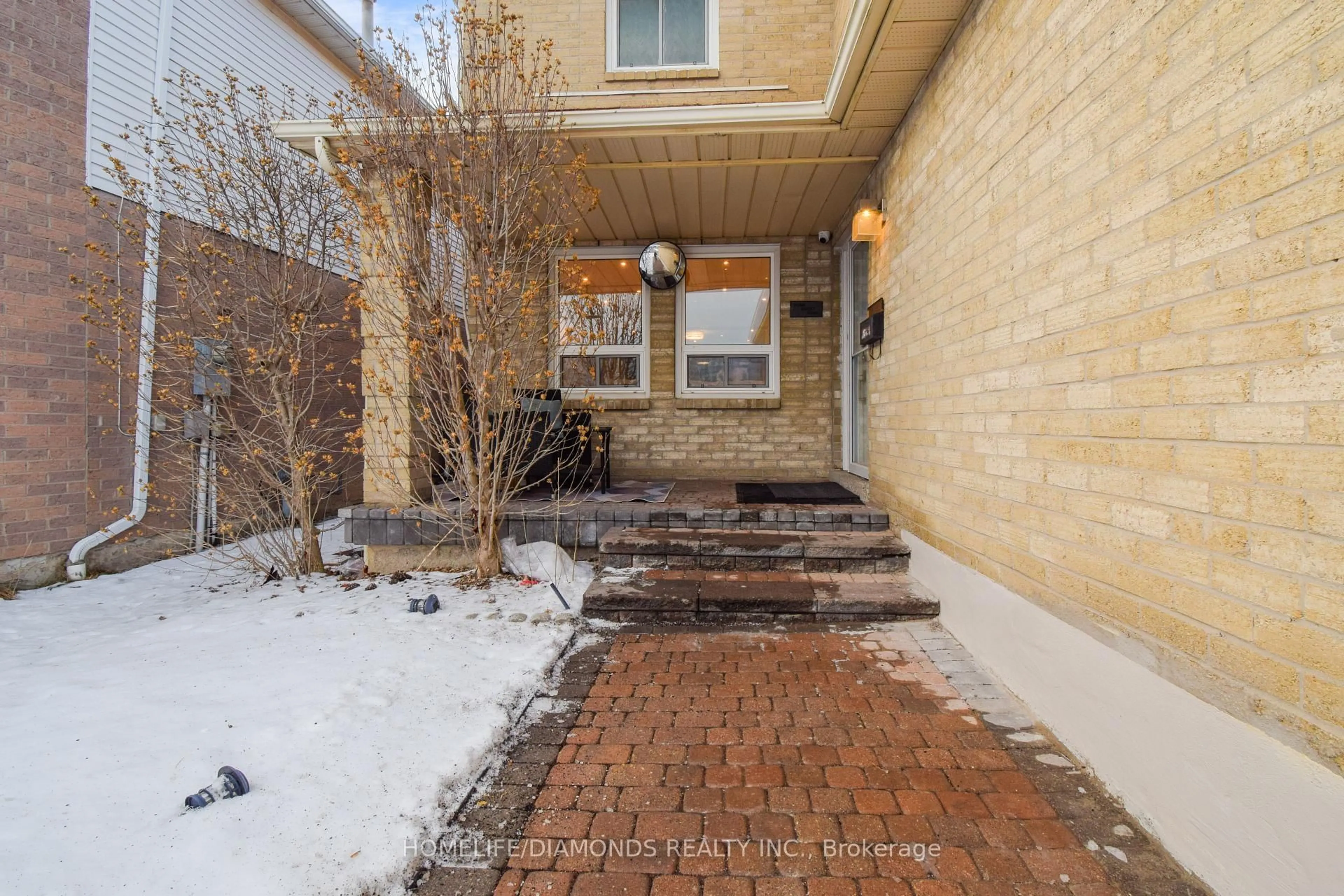 Unknown for 1549 Willow Way, Mississauga Ontario L5M 4A1