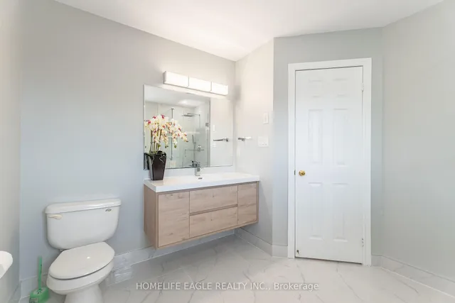 Additional property image - 7 Denim Dr
