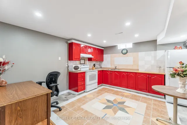 Additional property image - 7 Denim Dr