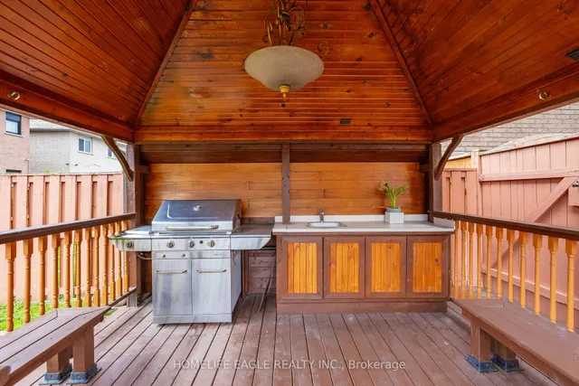 Additional property image - 7 Denim Dr