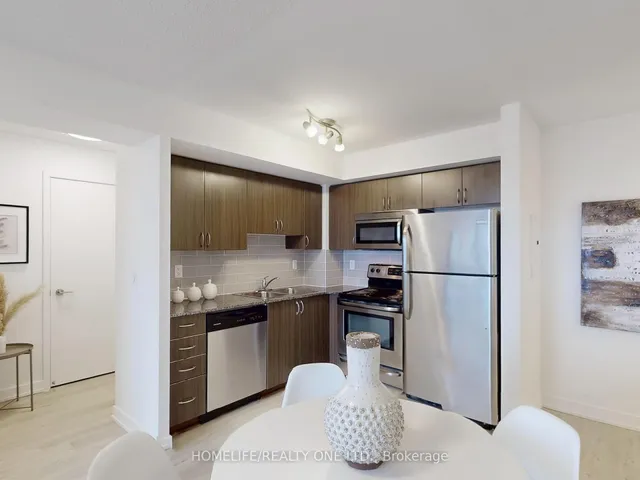 Additional property image - 812 Lansdowne Ave Unit 1207