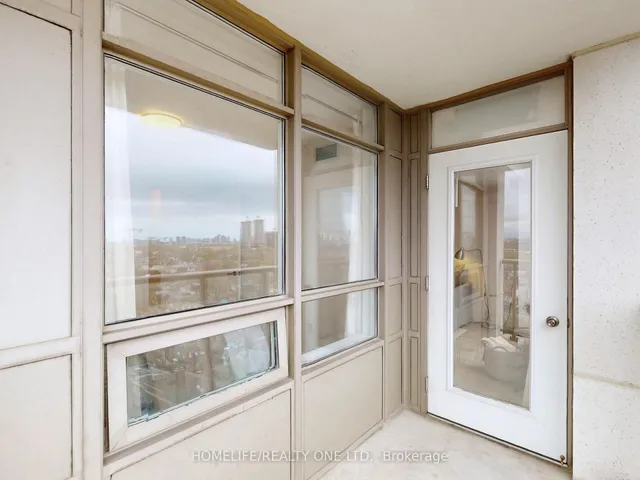 Additional property image - 812 Lansdowne Ave Unit 1207