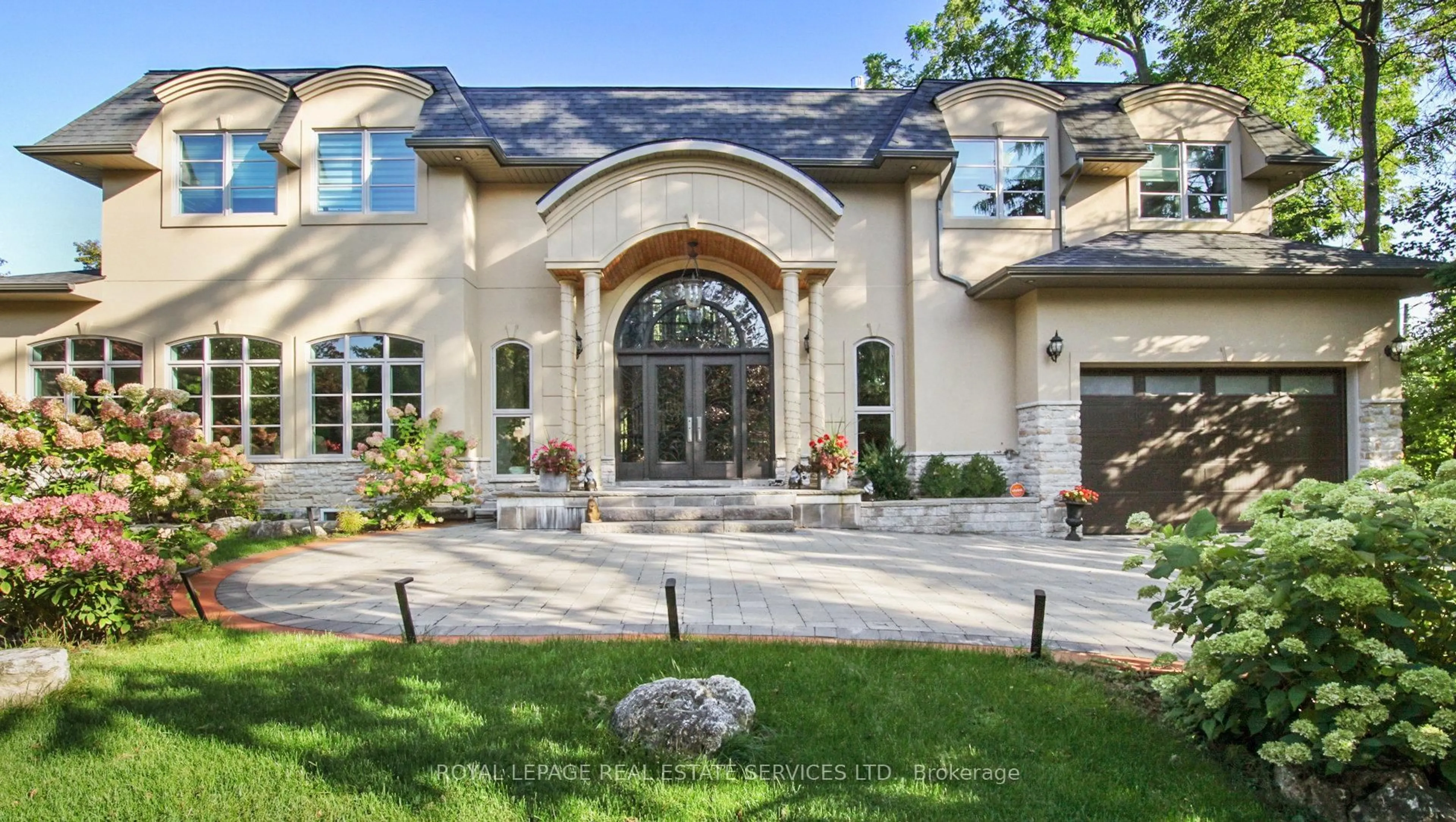 Home with brick exterior material, street for 1286 Cambridge Dr, Oakville Ontario L6J 1S1