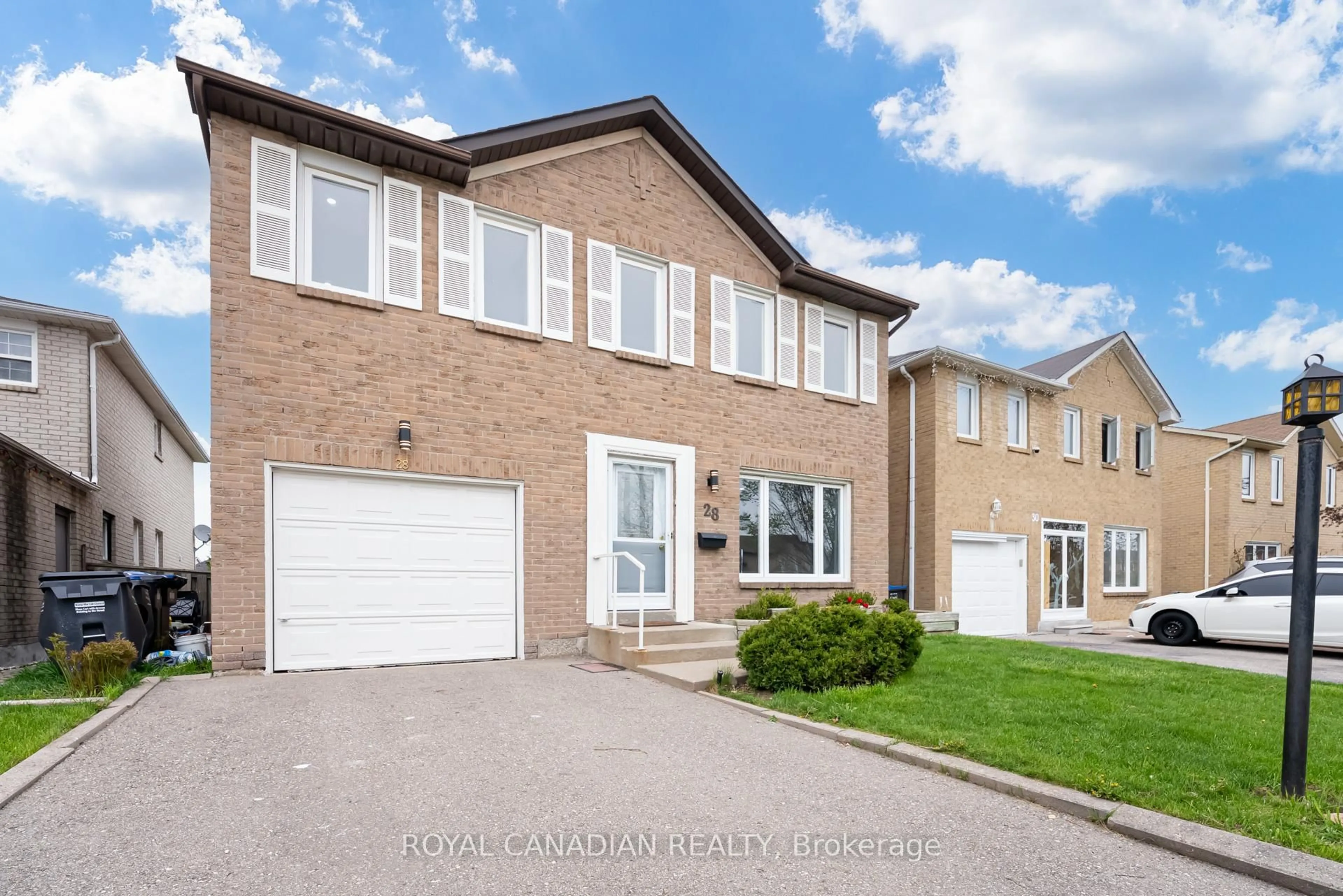 Home with brick exterior material, street for 28 Nickel Cres, Brampton Ontario L6S 4W1