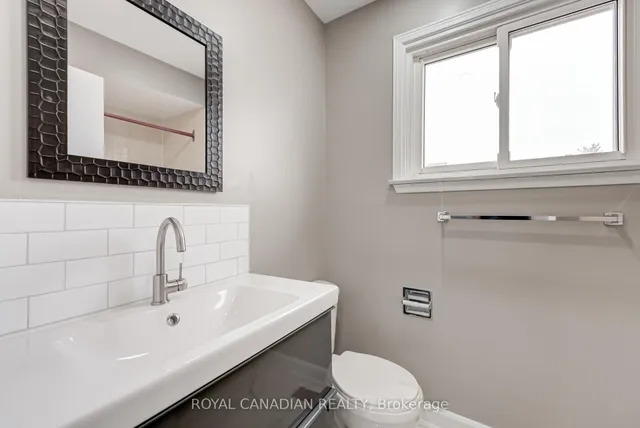 Additional property image - 28 Nickel Cres