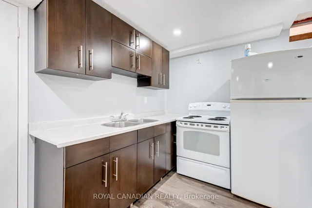 Additional property image - 28 Nickel Cres