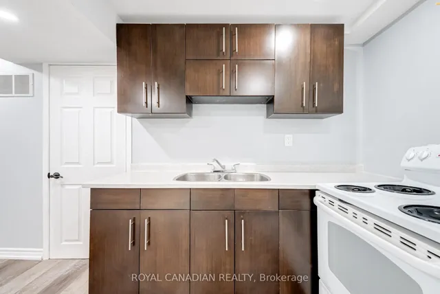 Additional property image - 28 Nickel Cres