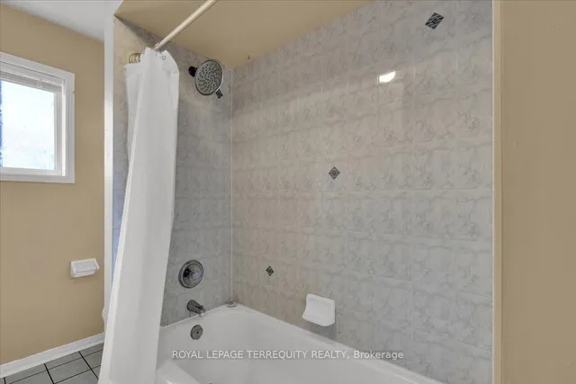Additional property image - 1009 Windbrook Grve