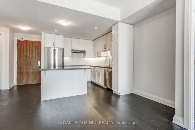 Additional property image - 2025 Maria St Unit 604