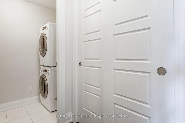Additional property image - 2025 Maria St Unit 604