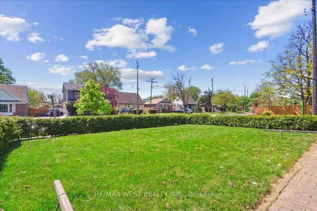 Additional property image - 1 Huntsmoor Rd