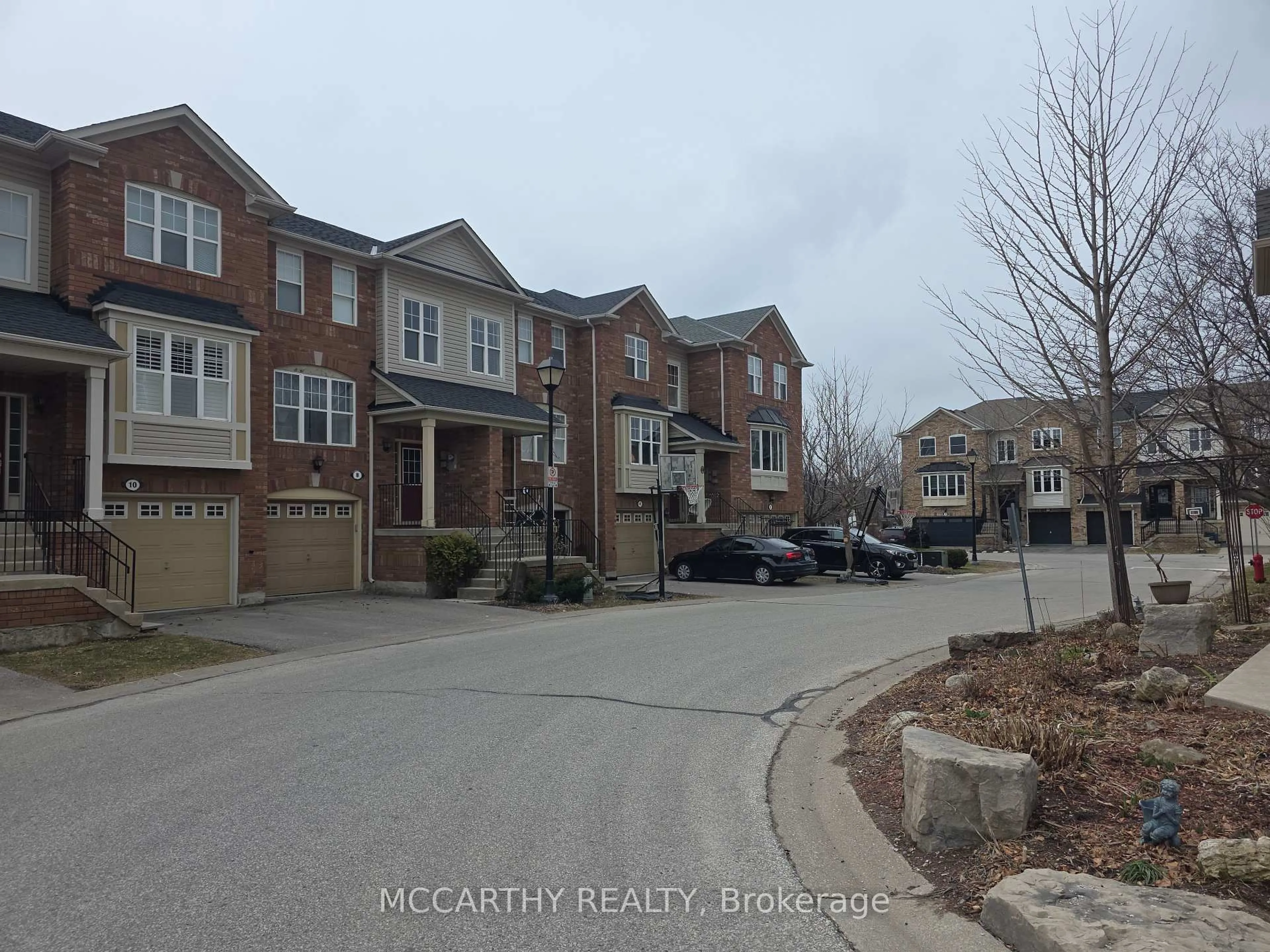 Blurry image for 4 Seed House Lane, Halton Hills Ontario L7G 6K3