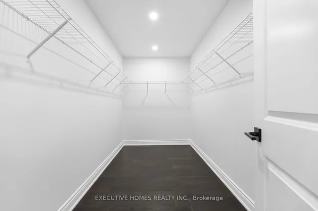 Additional property image - 25 Ixworth Circ