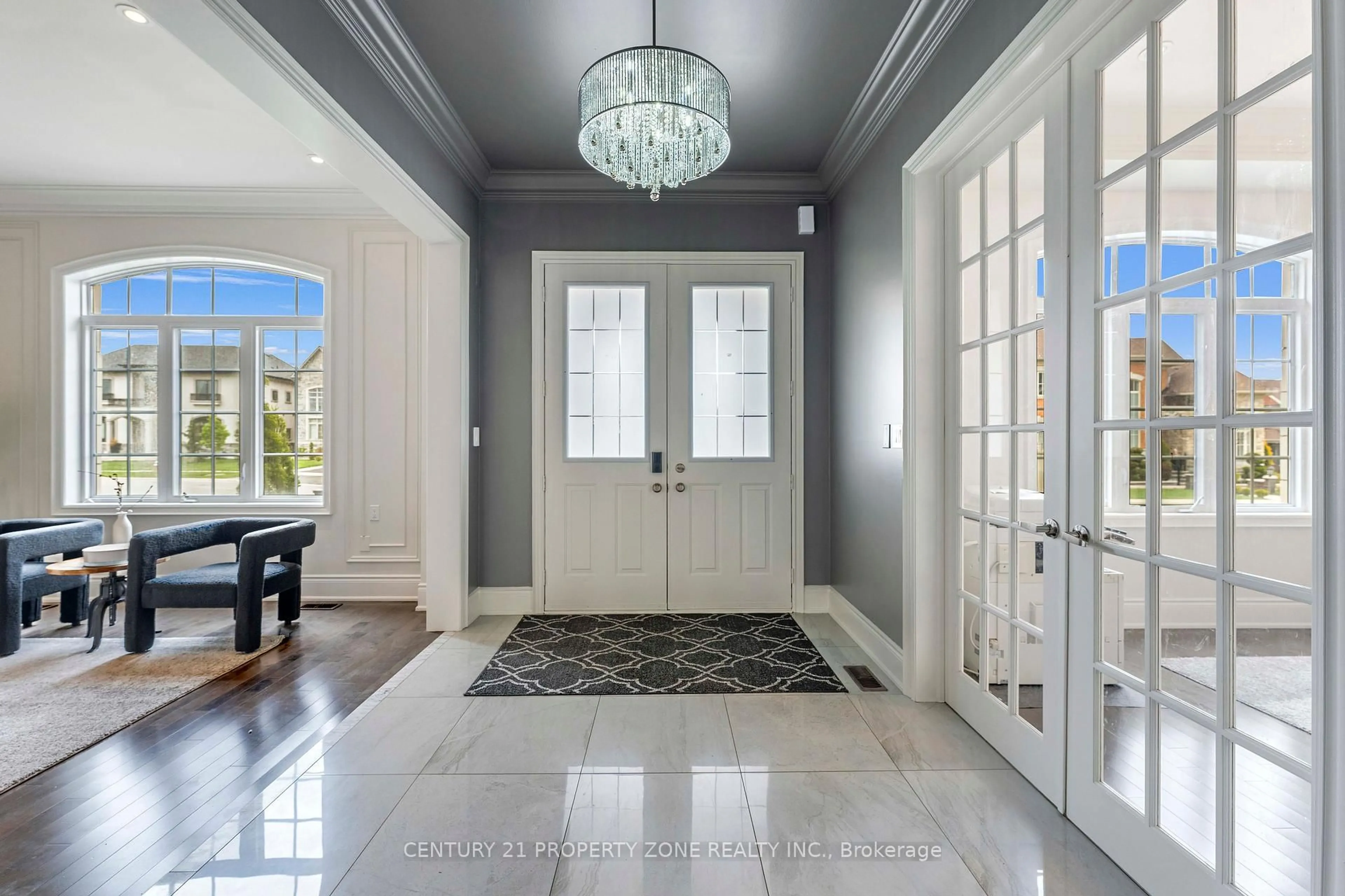 Indoor entryway for 30 Sister Oreily Rd, Brampton Ontario L6P 4C6