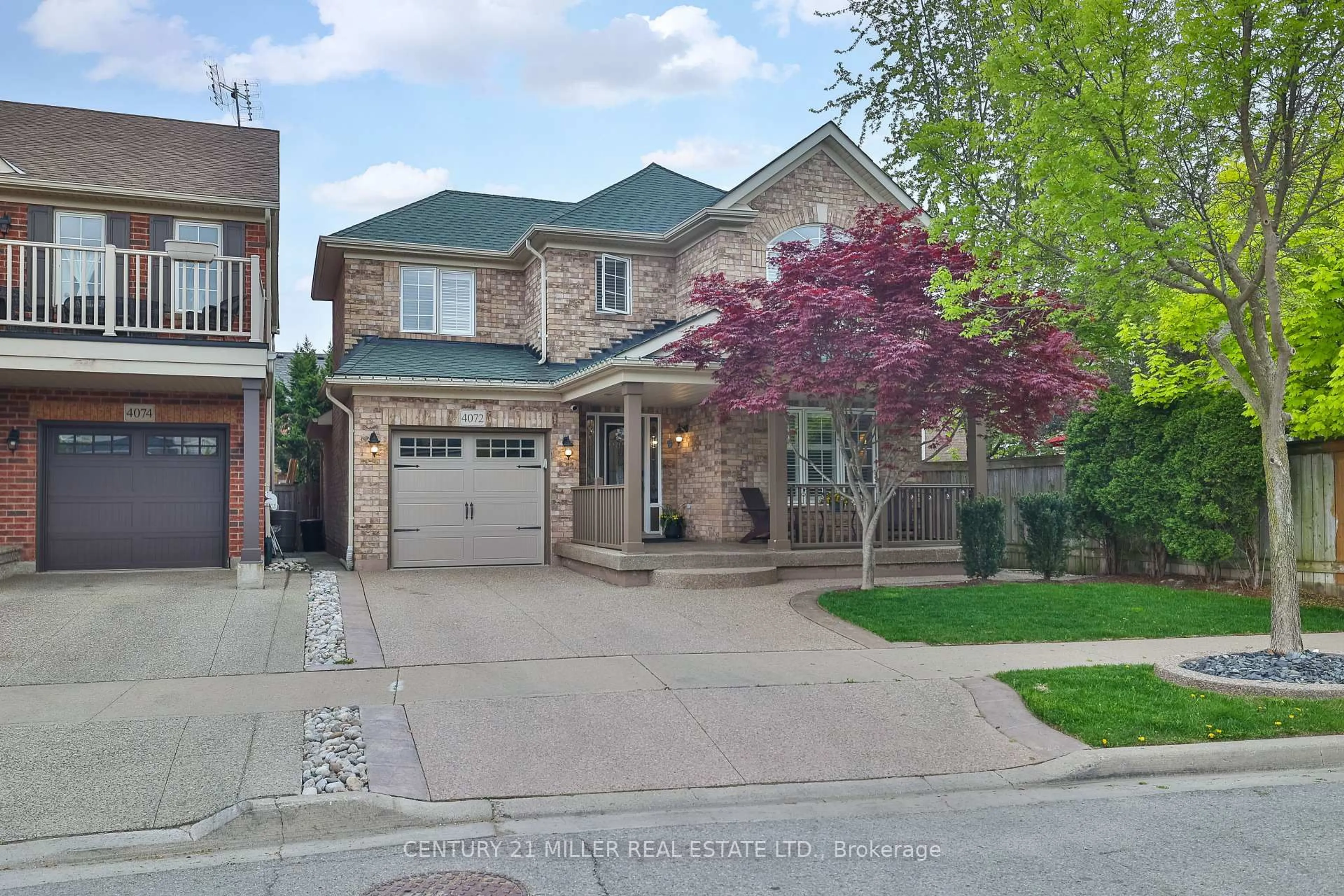 Home with brick exterior material, street for 4072 Gunby Cres, Burlington Ontario L7M 0A8