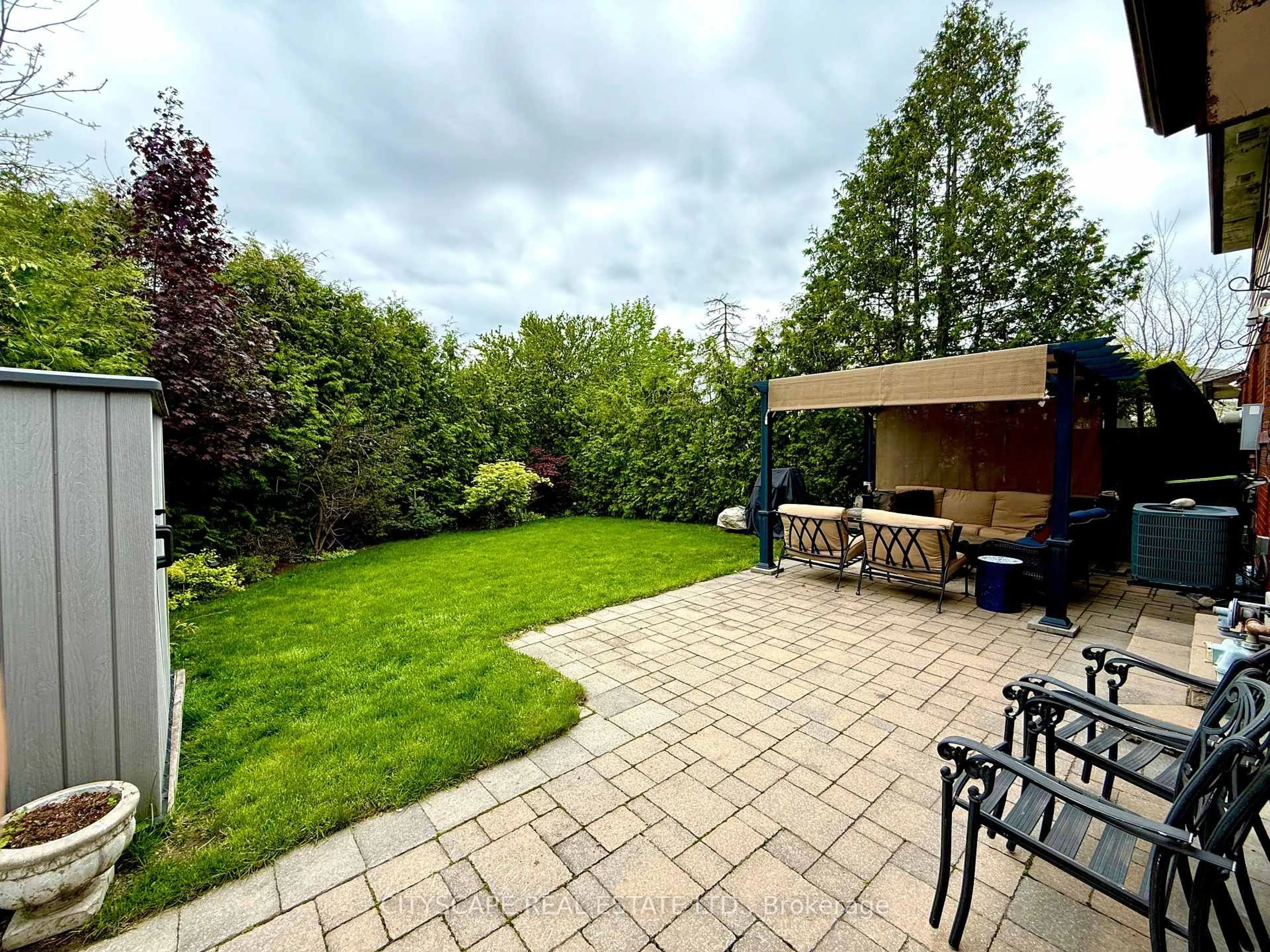 Patio, unknown for 3376 Frobex Crt, Mississauga Ontario L5C 2B5