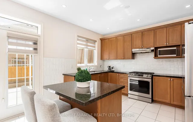 Additional property image - 10 Elverton Cres