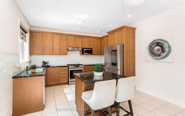 Additional property image - 10 Elverton Cres