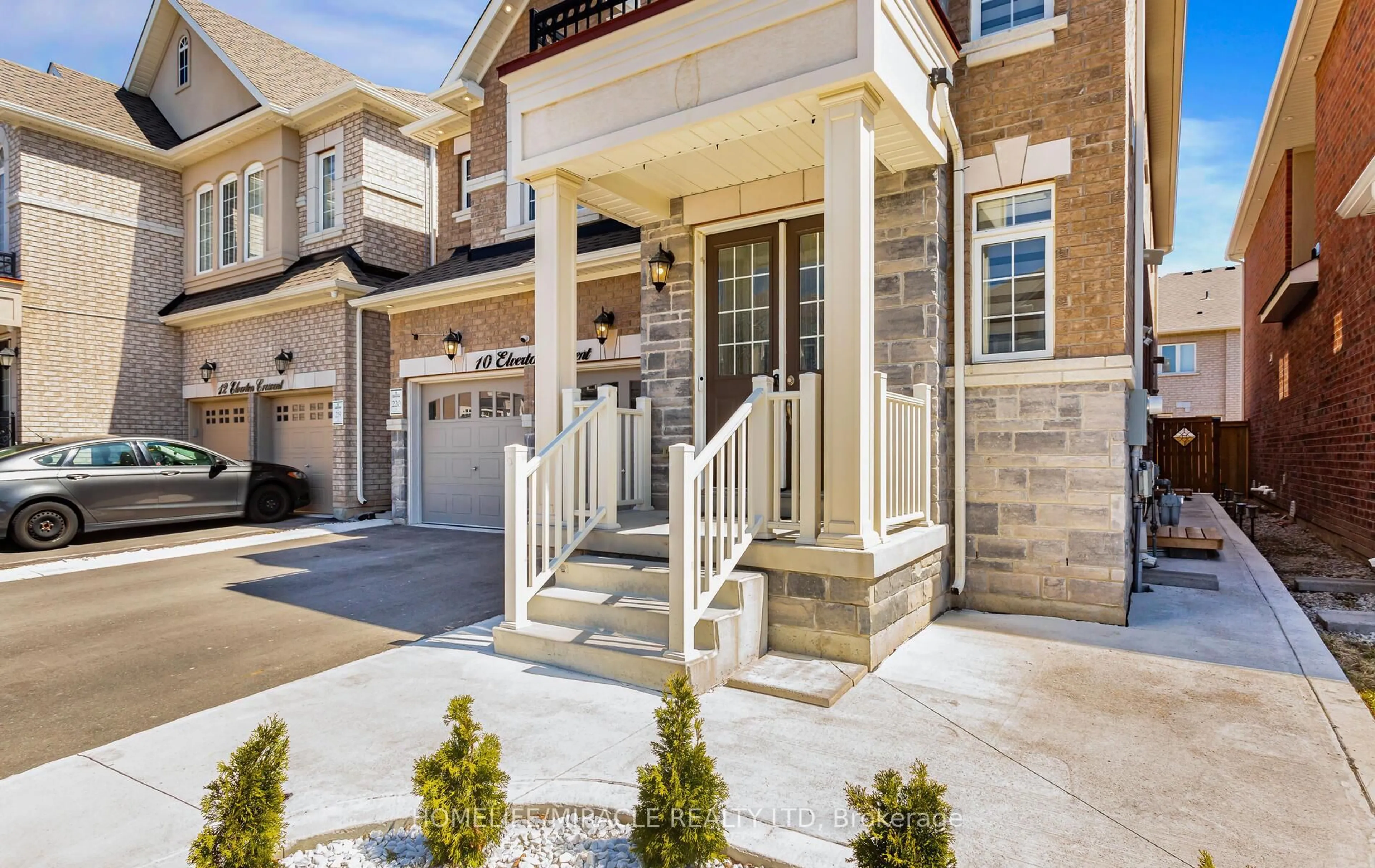 Unknown for 10 Elverton Cres, Brampton Ontario L7A 4Z4