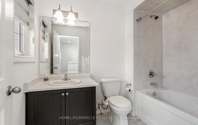 Additional property image - 10 Elverton Cres