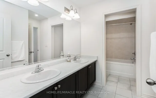 Additional property image - 10 Elverton Cres