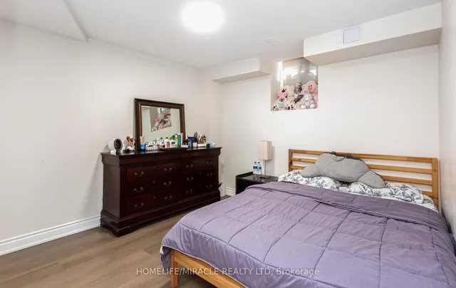 Additional property image - 10 Elverton Cres