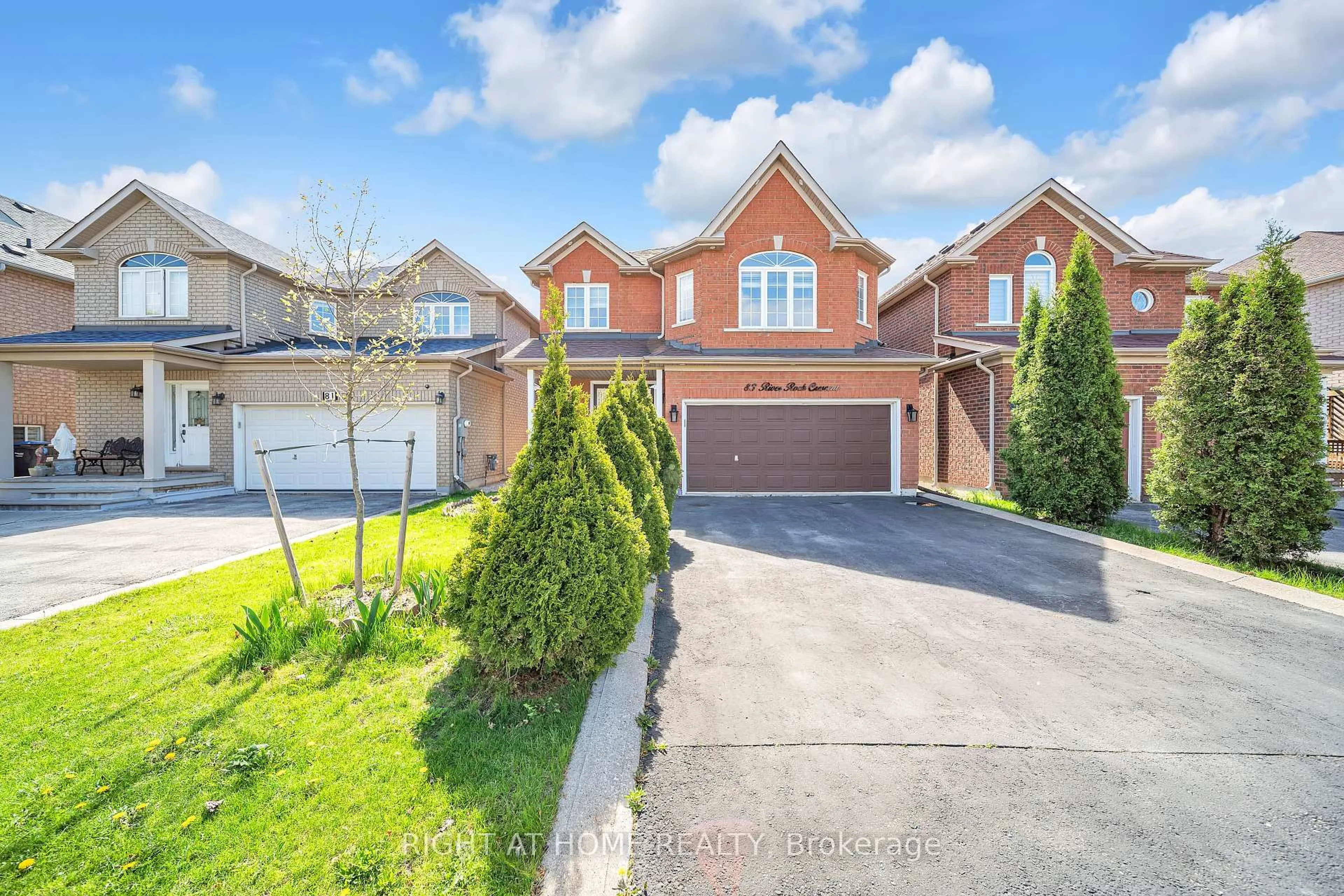 A pic from outside/outdoor area/front of a property/back of a property/a pic from drone, street for 83 River Rock Cres, Brampton Ontario L7A 2W5