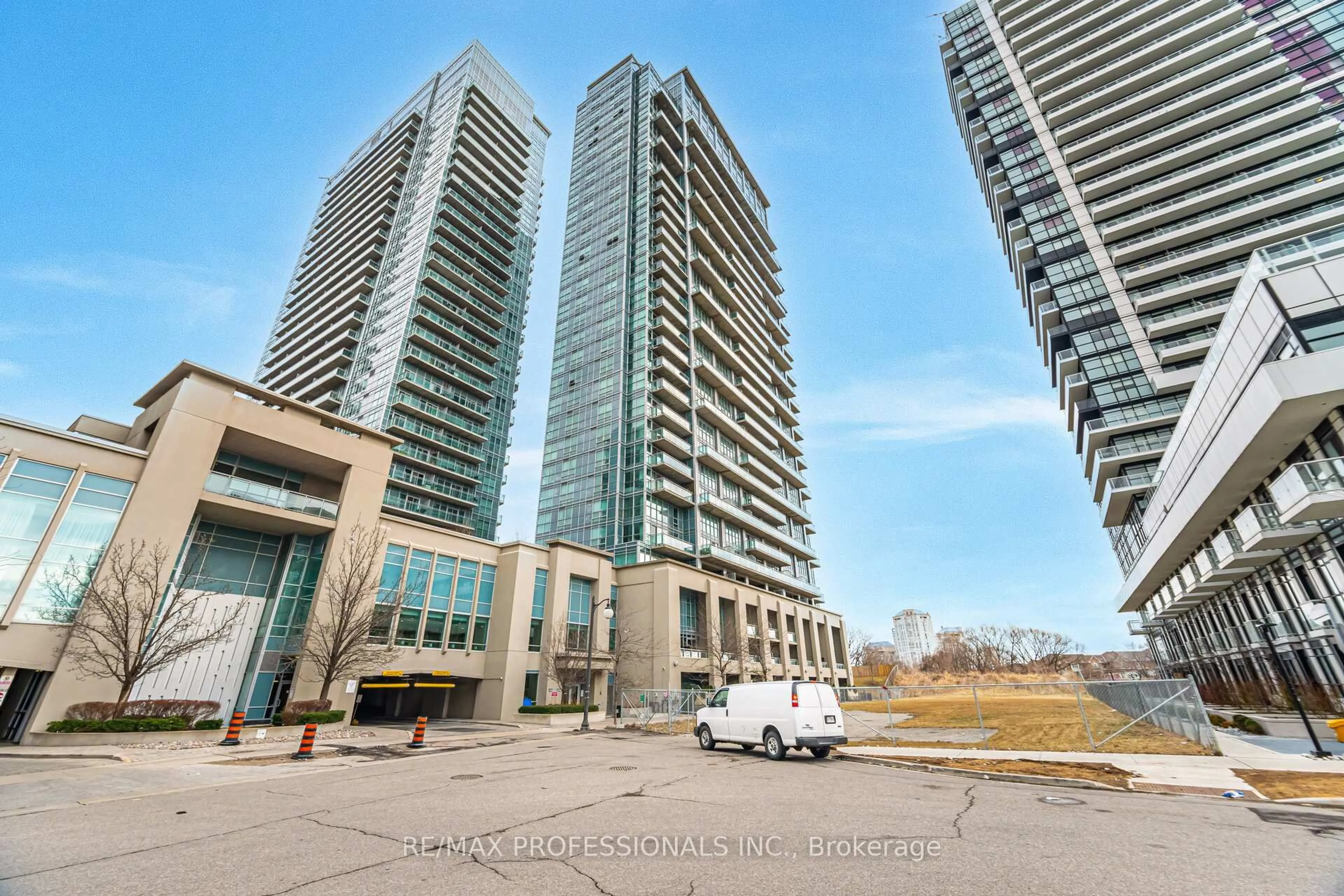 Unknown for 155 Legion Rd #2302, Toronto Ontario M8Y 0A7