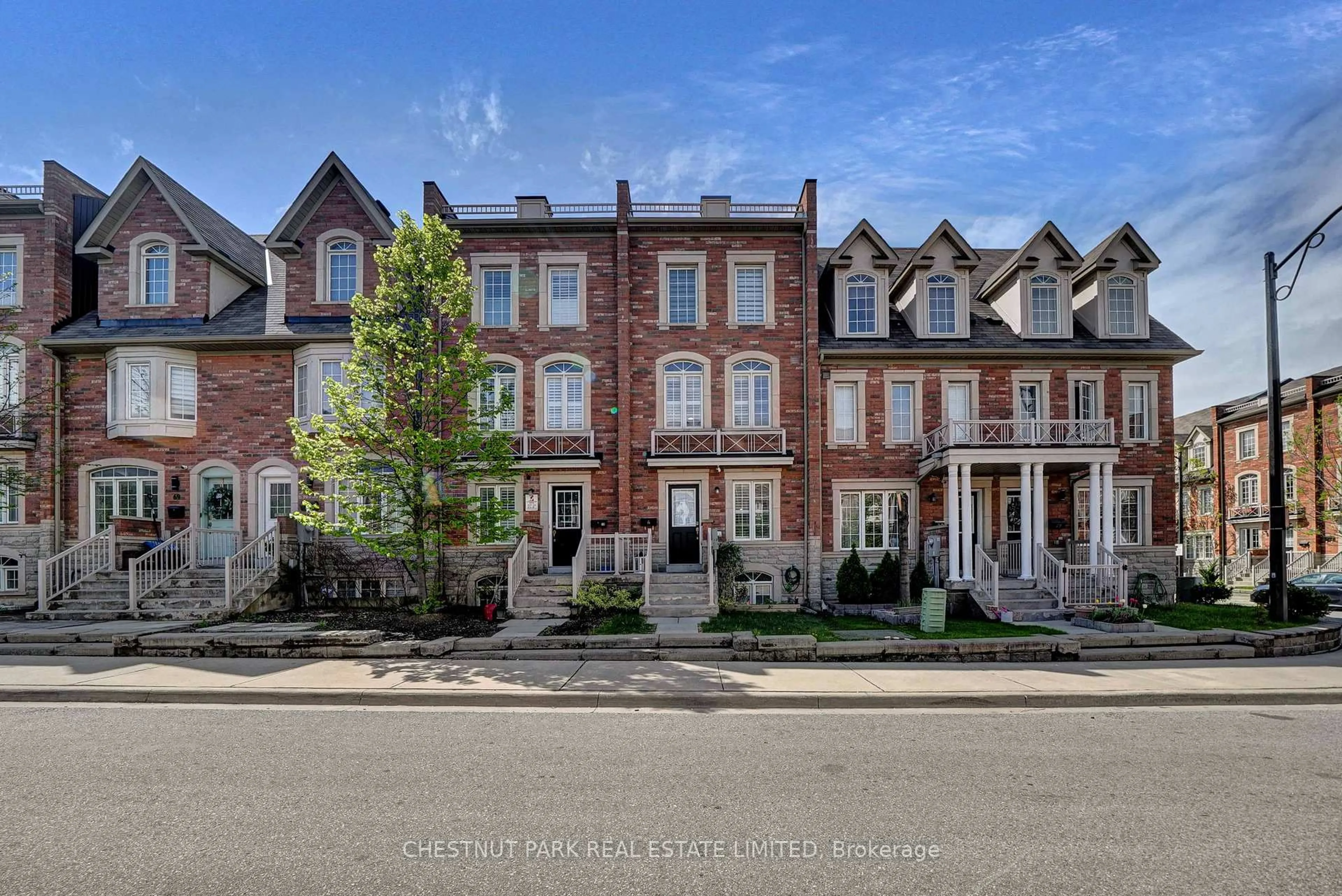 Home with brick exterior material, street for 75 Ted Wray Circ, Toronto Ontario M3L 0G7