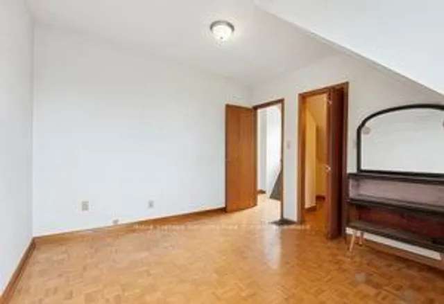 Additional property image - 38 Fernbank Ave