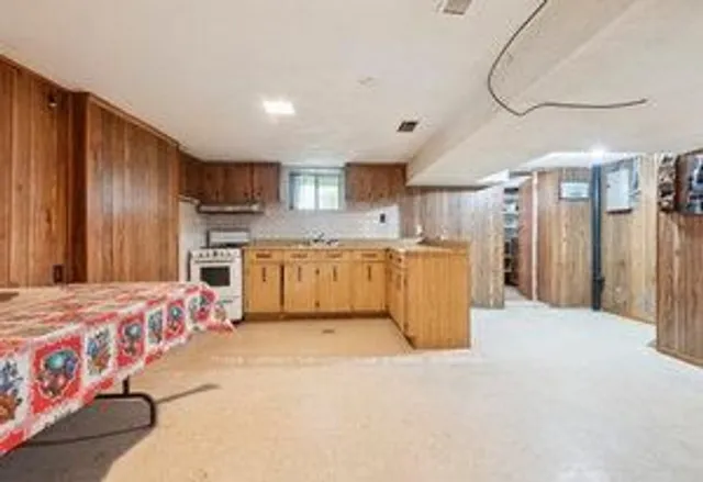 Additional property image - 38 Fernbank Ave