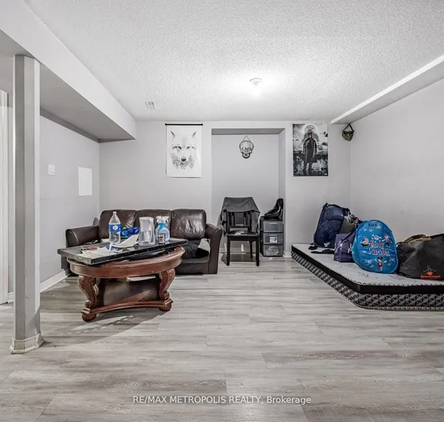 Additional property image - 36 Tanager Sq