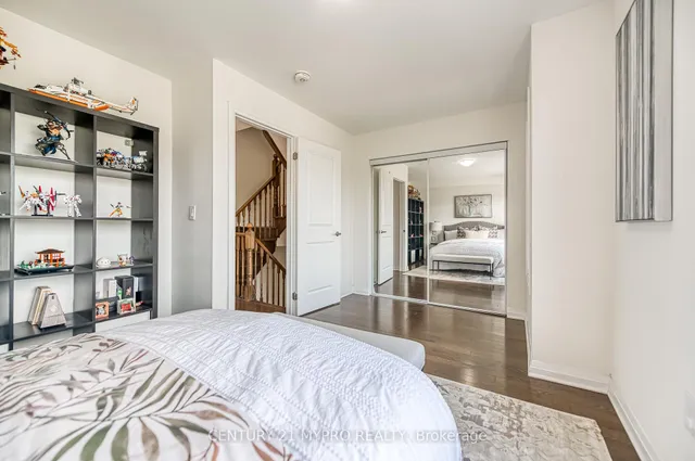 Additional property image - 25 Locust Lodge Gdns