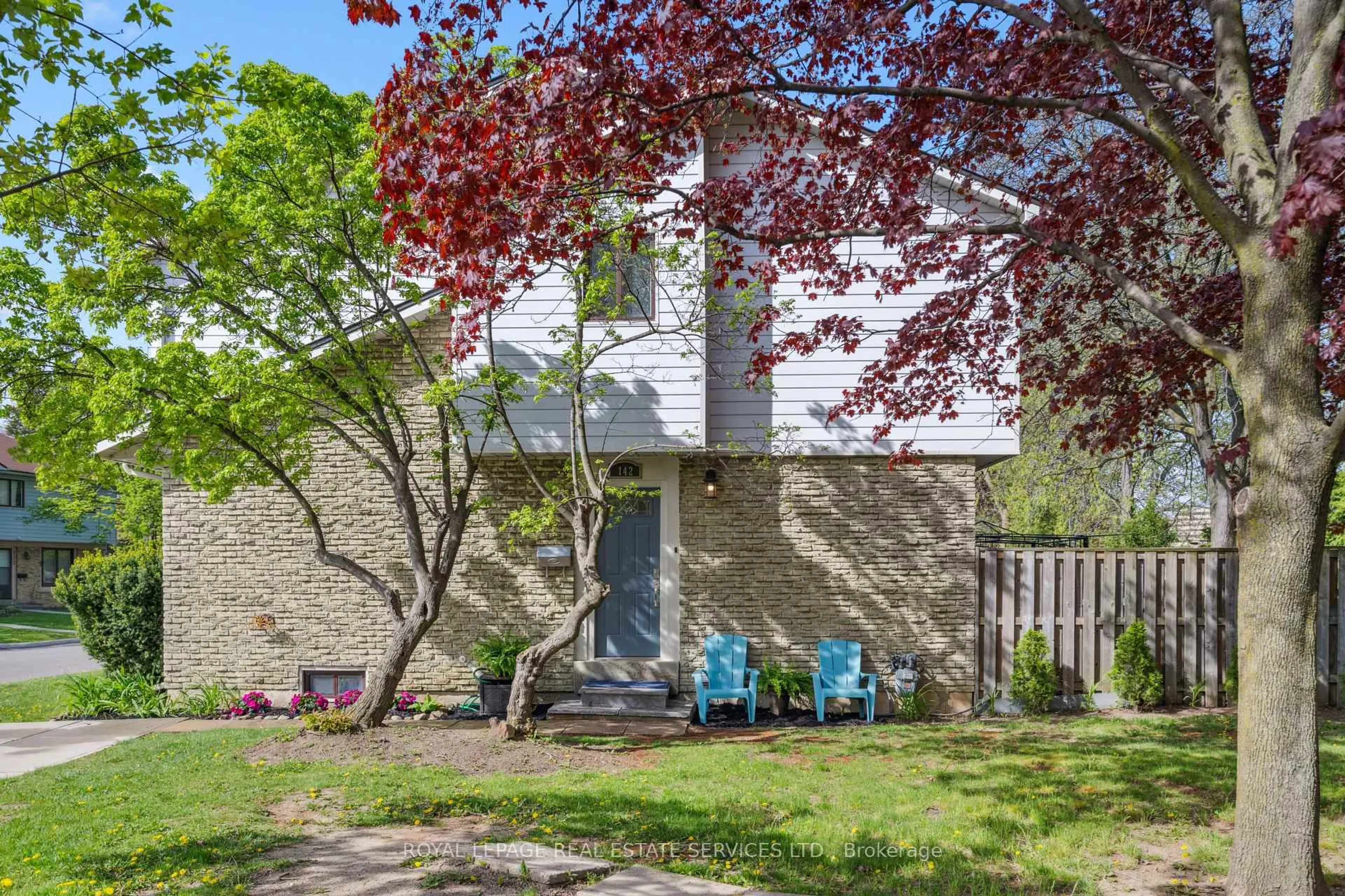 Patio, street for 6540 Falconer Dr #142, Mississauga Ontario L5N 1M1
