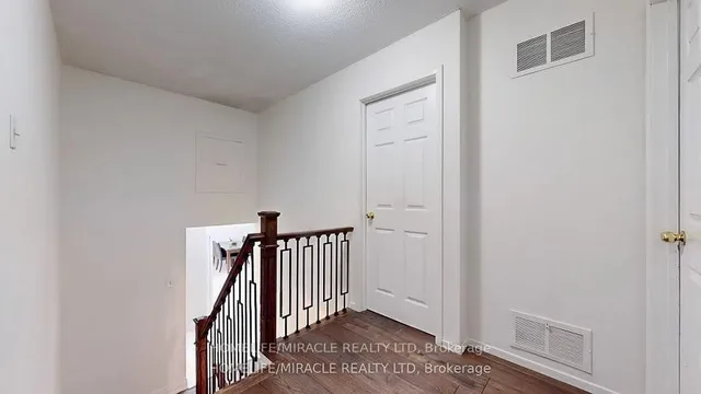 Additional property image - 7433 Sigsbee Dr