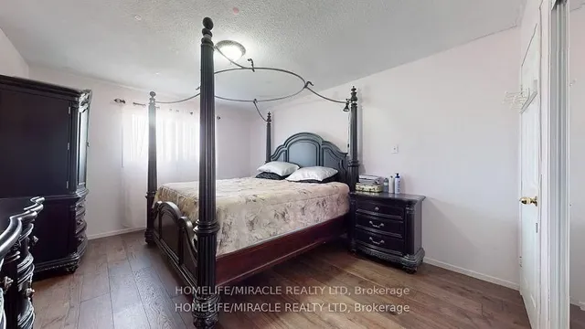 Additional property image - 7433 Sigsbee Dr