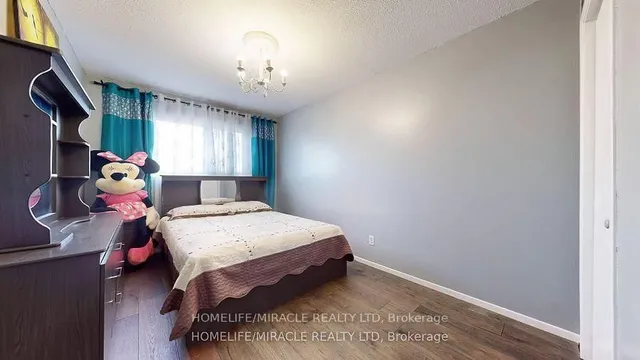 Additional property image - 7433 Sigsbee Dr